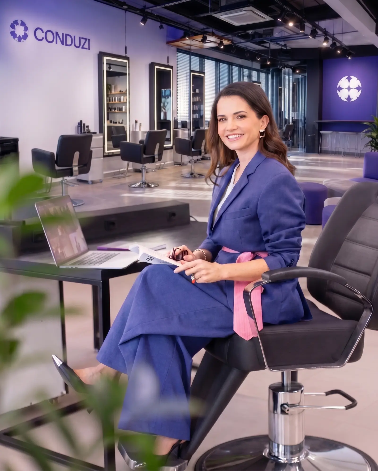 Dra. Dani Venâncio no espaço da Conduzi